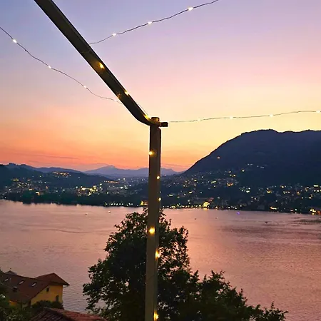 Sunset Con Balcone Vista
